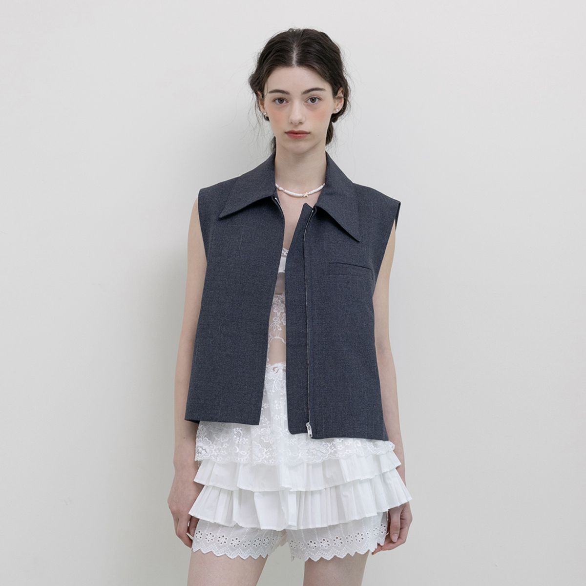 에이앤레이(AEIREI) AR_Zip-up collar vest_CHARCOAL
