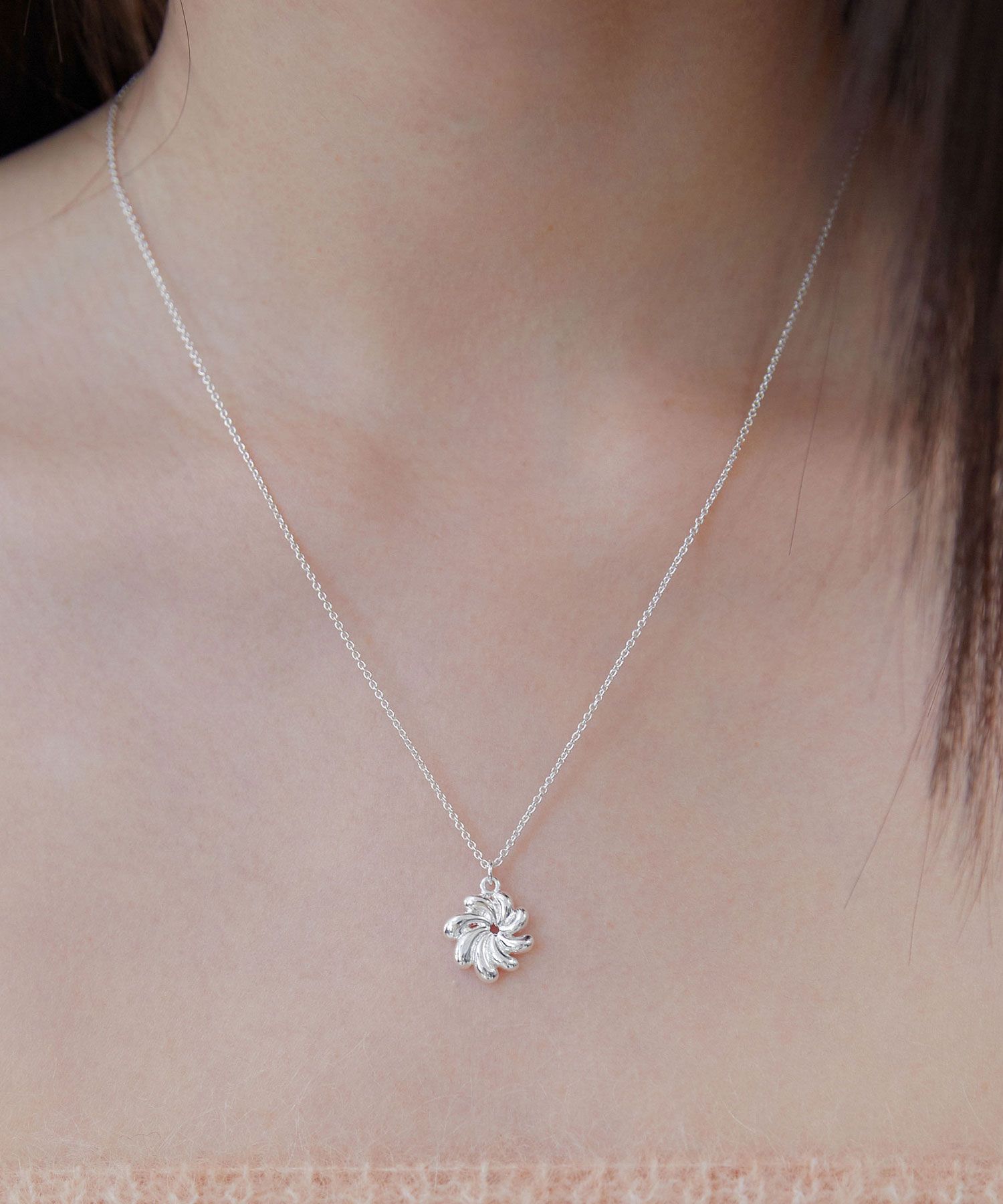 Byweekend☆[silver925] Flora necklace ネックレス MUSINSA | BYWEEKEND Flora necklace