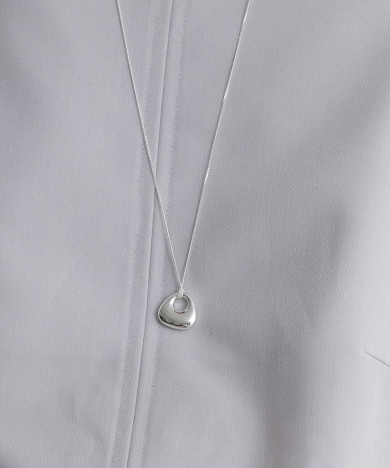Tote necklace