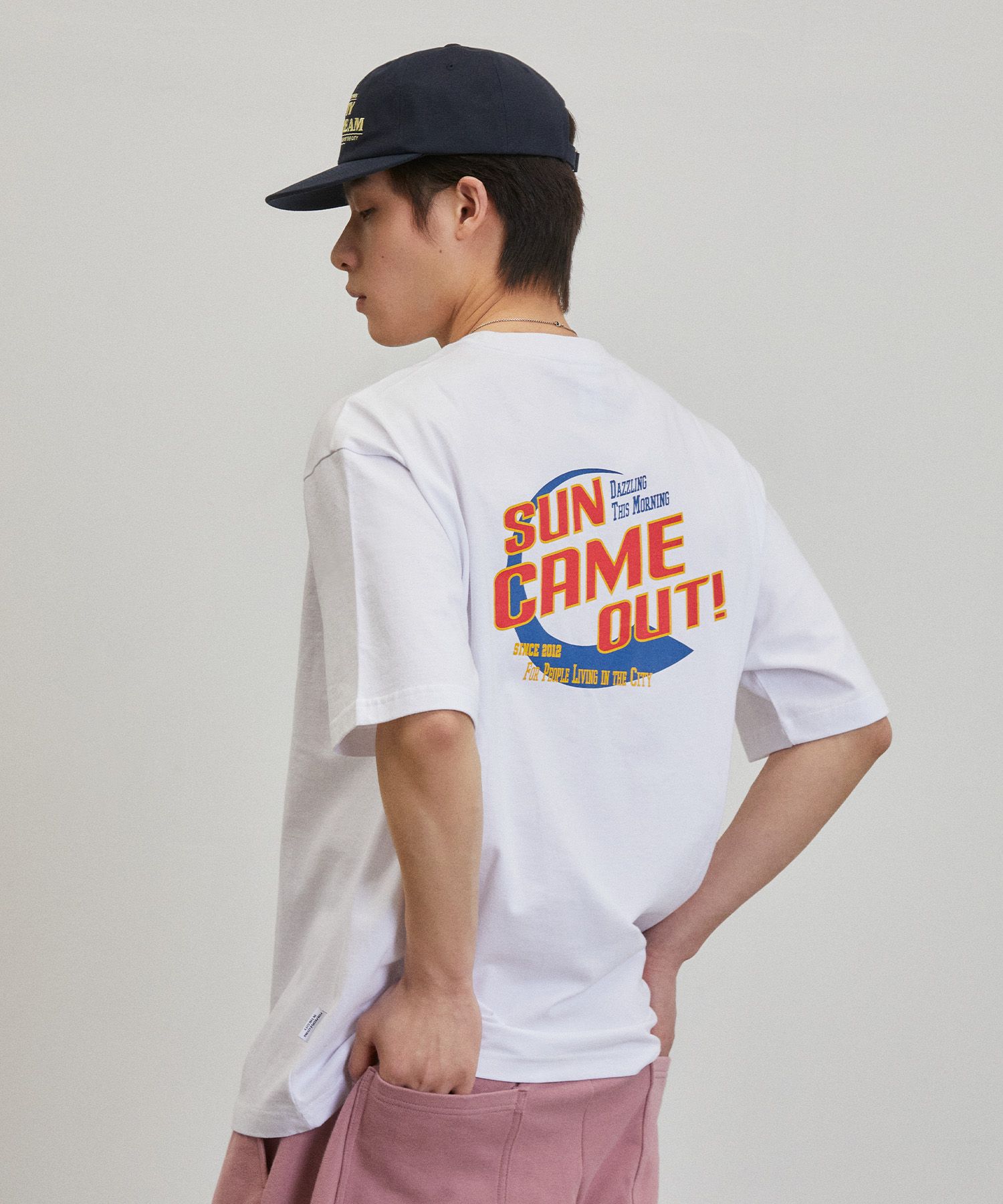 ★Urbandtype.★ Sun out graphic t-shirt navy UBEUTS010NY MUSINSA | URBANDTYPE Sun Out Graphic T-Shirt_White