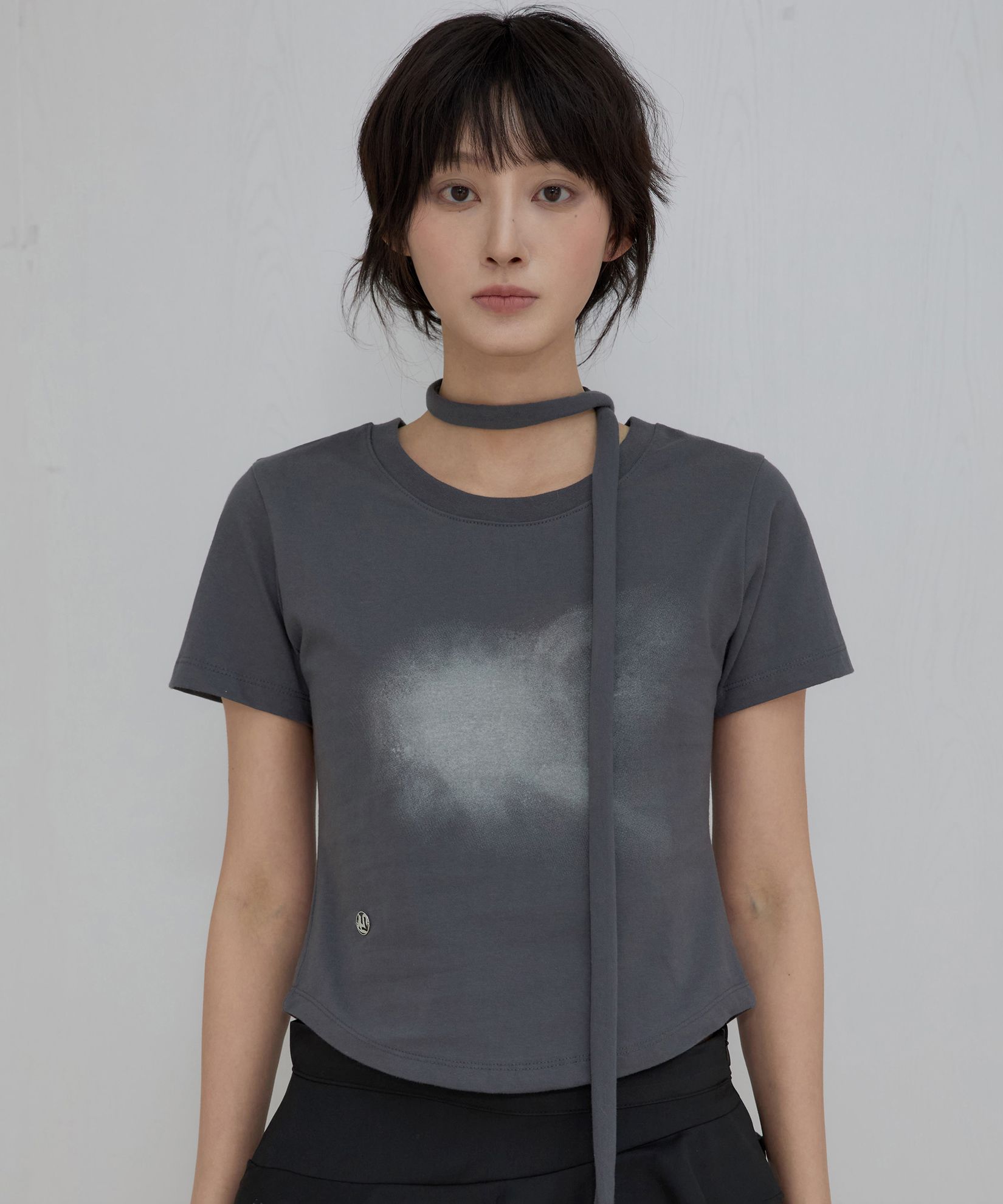 韓国商品/FLARE UP Vanish Tie Scarf T-Shirt MUSINSA | FLAREUP Vanish Tie Scarf T-Shirt (FL-114_Charcoal)