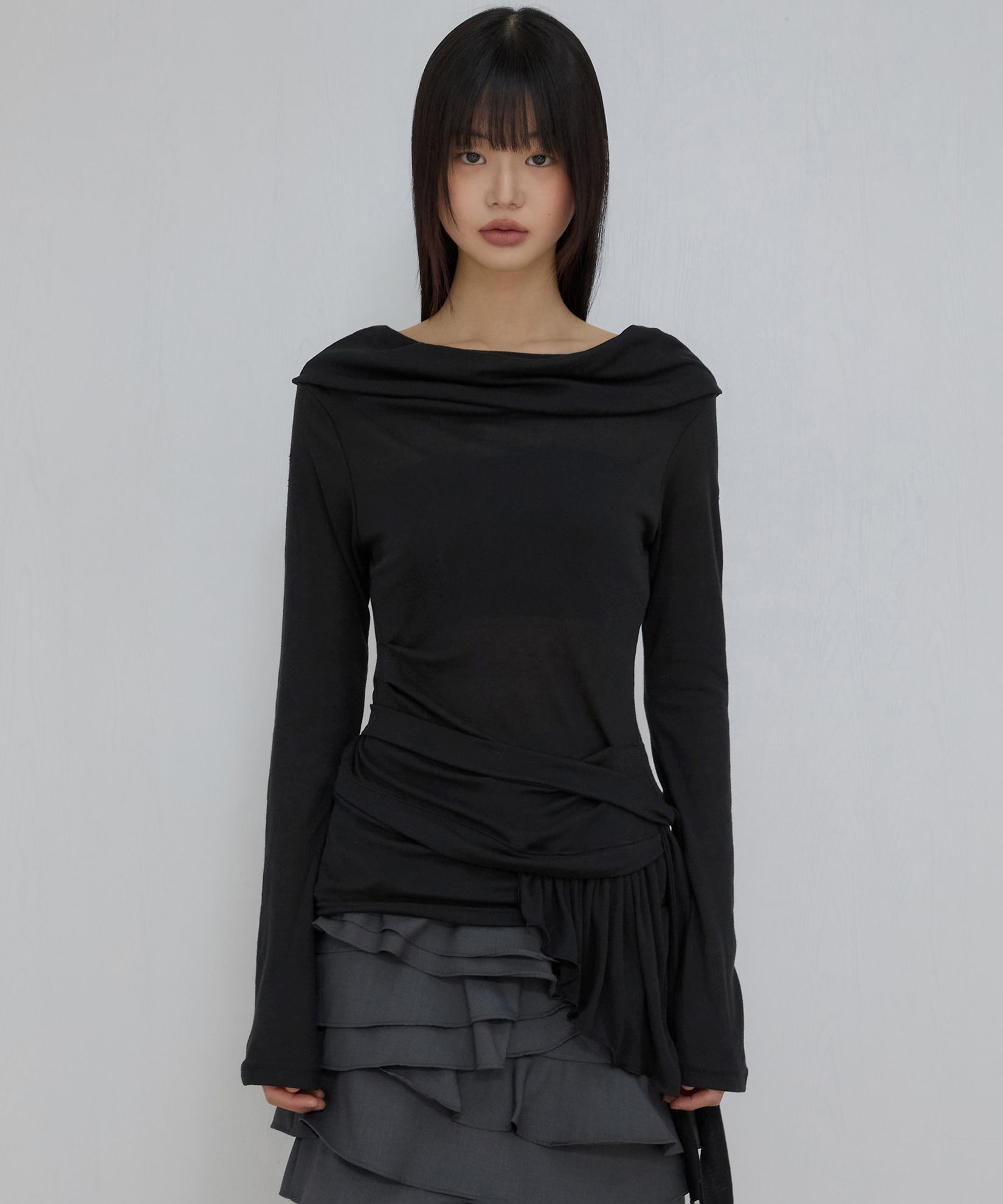 Shop Tops at MUSINSA