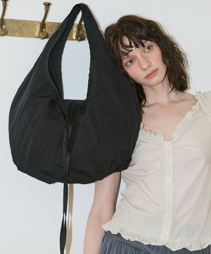 플럼피 호보백 [블랙]