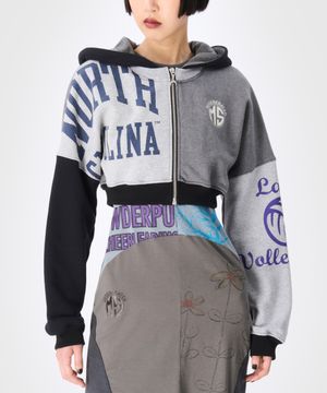 (W) 업사이클드 그래픽 스웨트 셔츠 크롭드 지퍼 후디 마그넷 UPCYCLED GRAPHIC SWEATSHIRTS CROPPED ZIPPED HOODIE