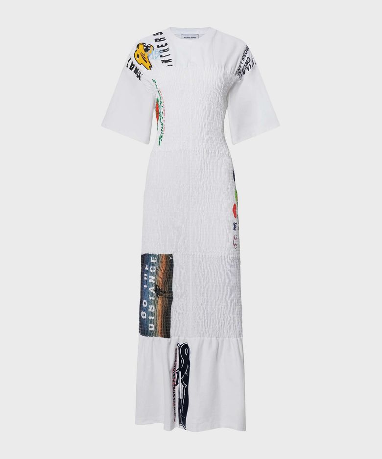 (W) 업사이클드 셔링 티셔츠 화이트 UPCYCLED SHIRRED T-SHIRTS LONG FITTED DRESS