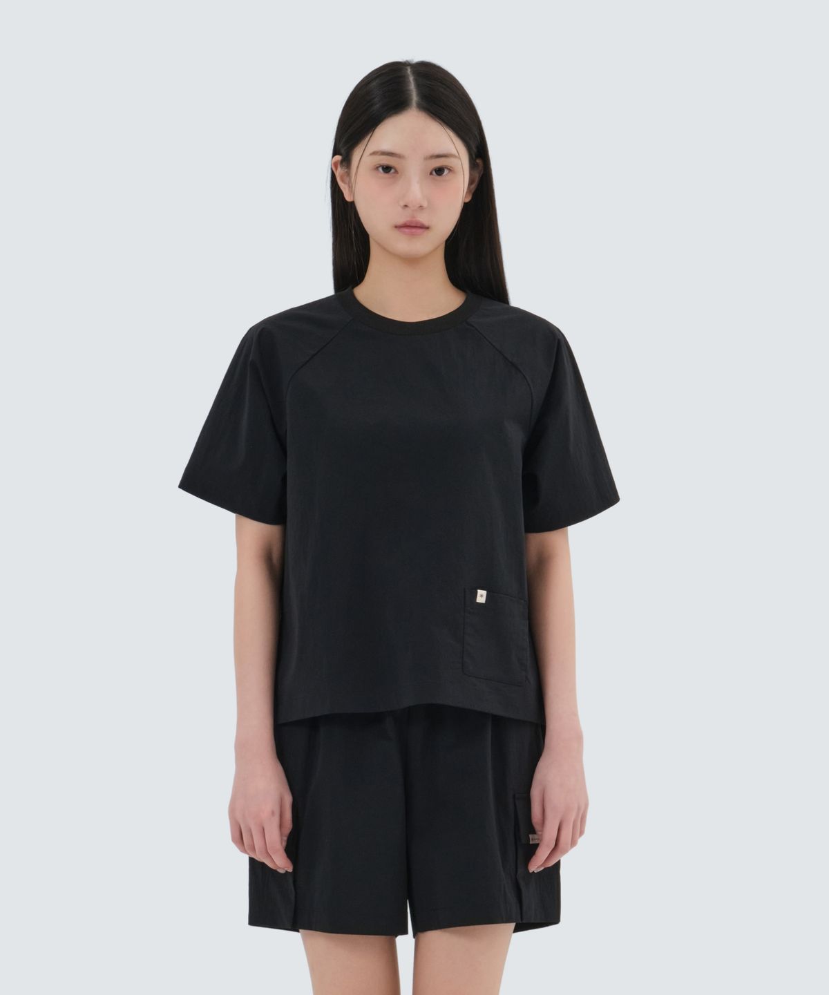 스노우피크 어패럴(SNOWPEAK APPAREL) 루트 여성 포켓 반팔 티셔츠 (S25MWRTS61) Black