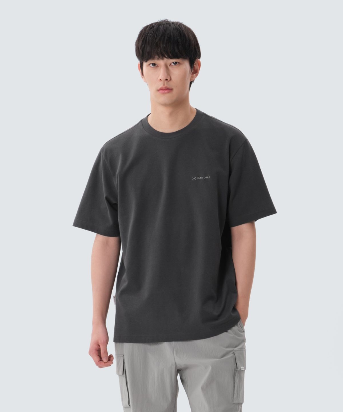 스노우피크 어패럴(SNOWPEAK APPAREL) 소로나 베이직 반팔 티셔츠 (S25MMFTS04) Dark Charcoal