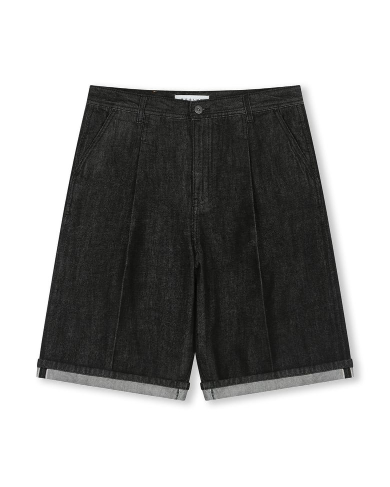 WIDE FIT SELVAGE DENIM SHORTS BLACK