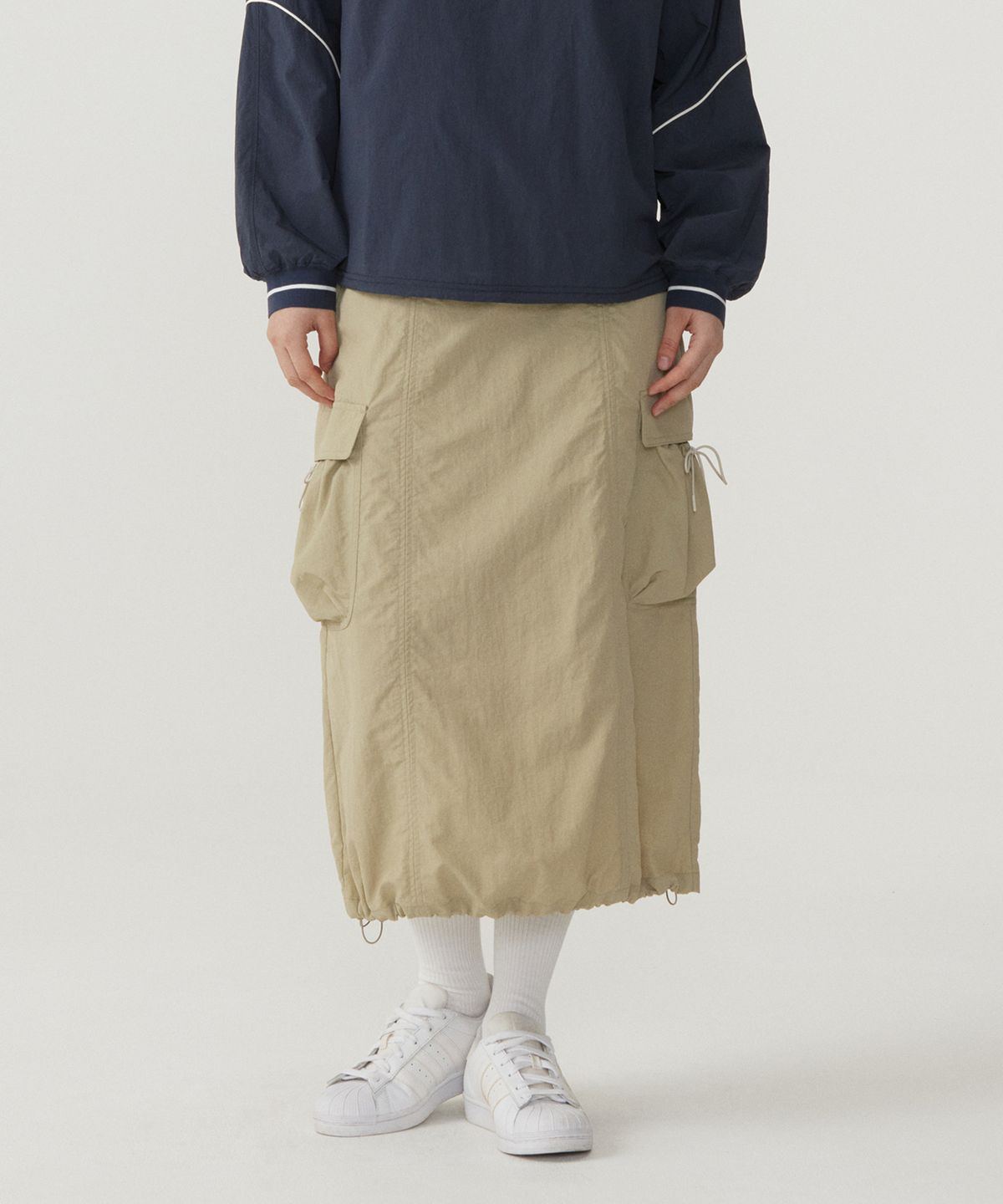 커버낫 우먼(COVERNAT WOMAN) 우먼 스트링 카고 스커트 Light Khaki