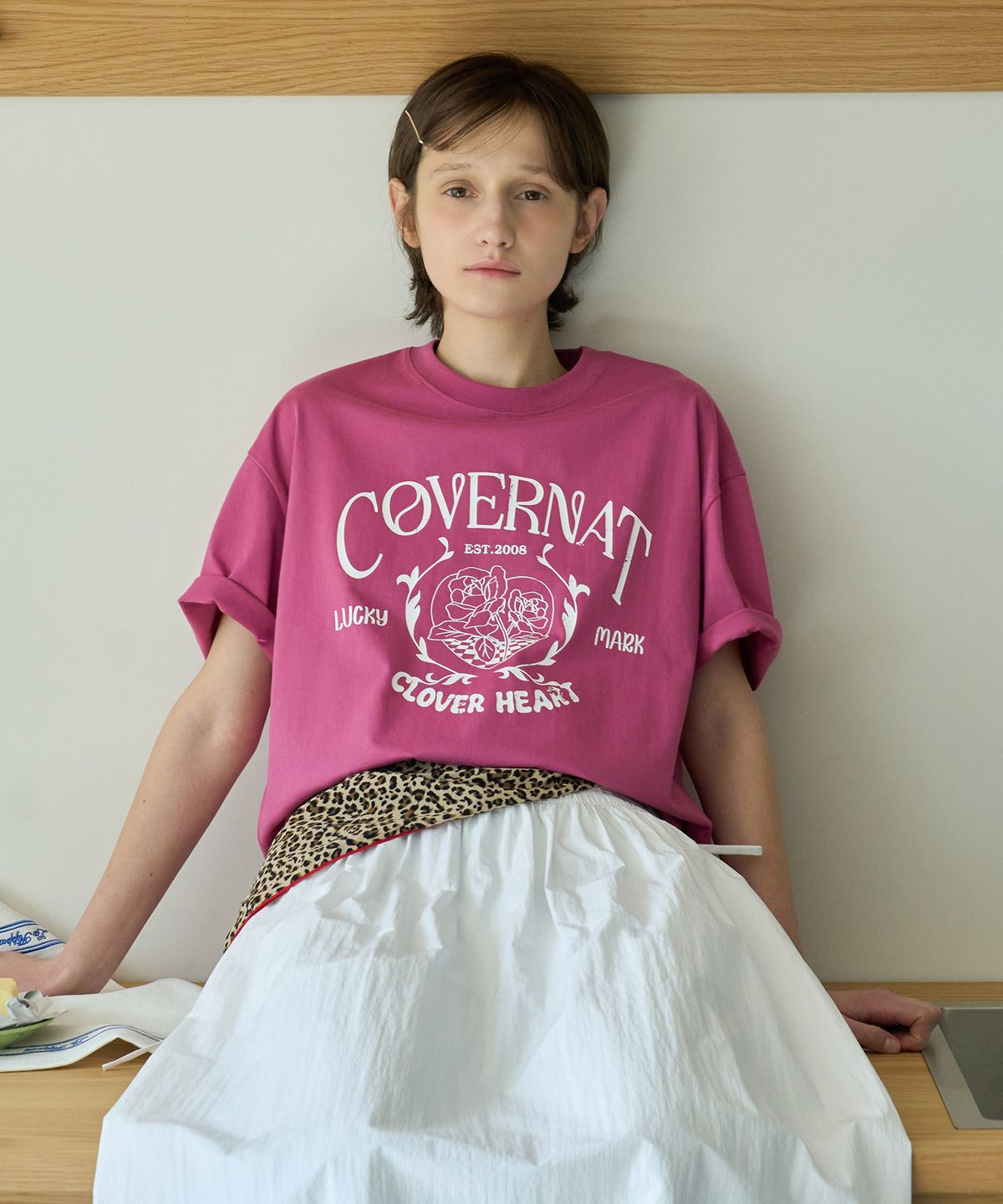 커버낫 우먼(COVERNAT WOMAN) 우먼 오버핏 빈티지 그래픽 티셔츠 Magenta
