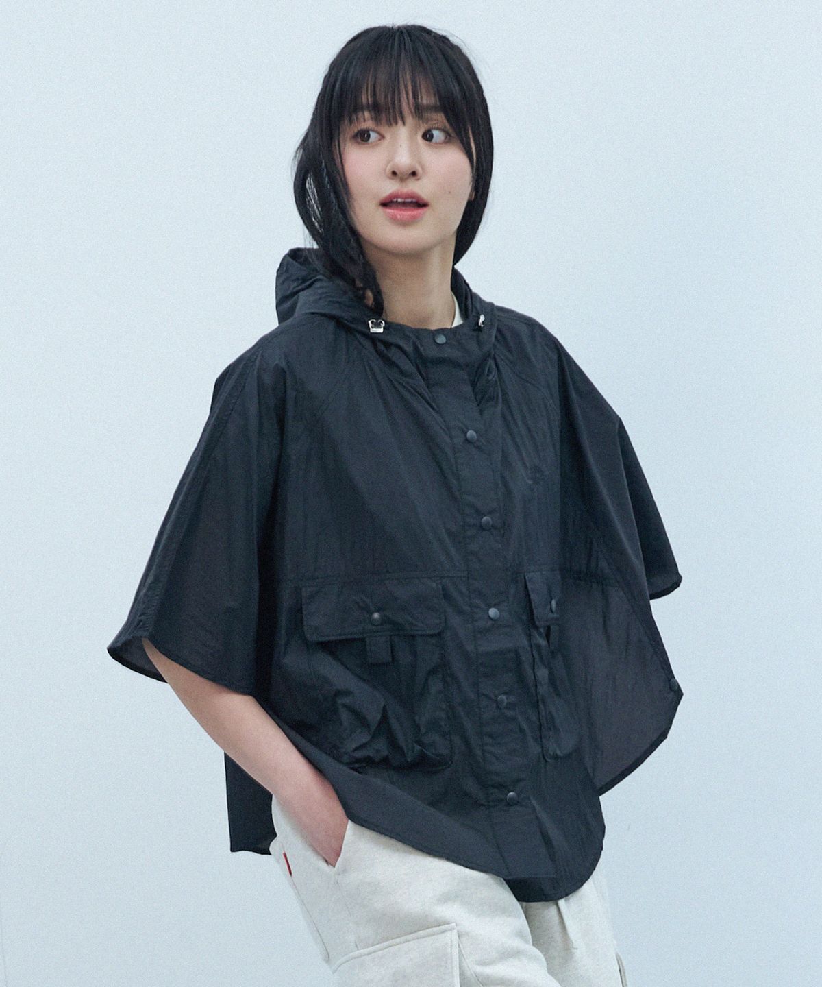 꼬모니노즈(COMONINOZ) W RAINYDAY HOOD JACKET [BLACK]