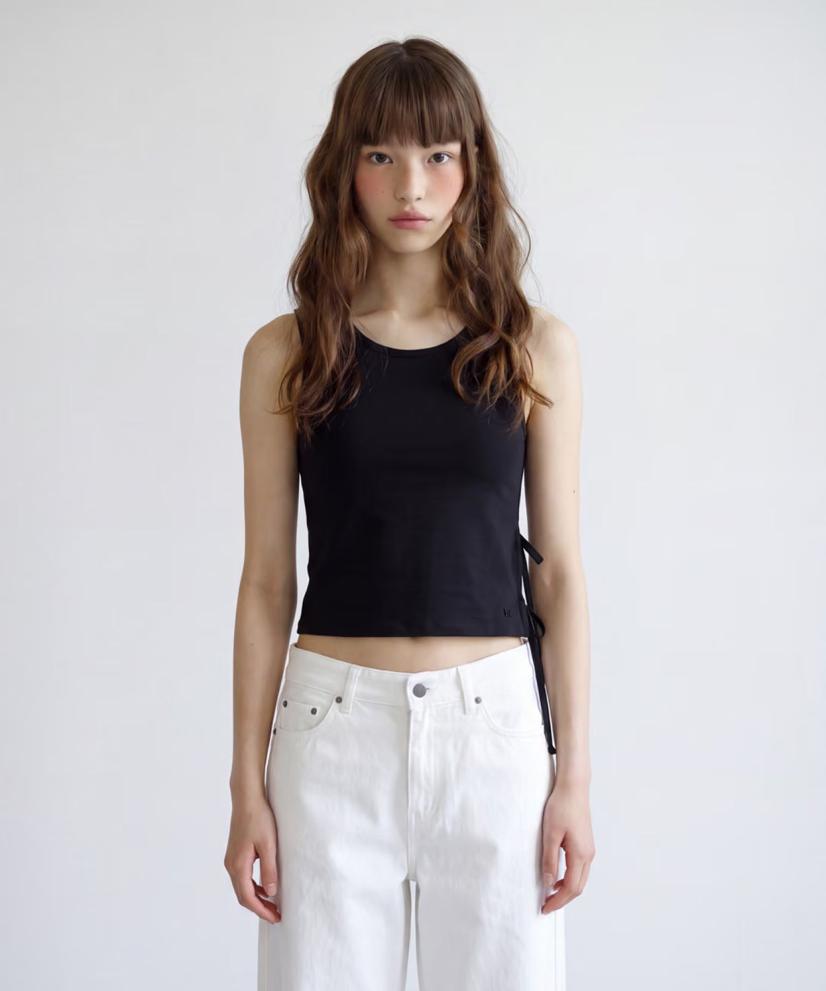 키시닝(KISYNING) Waistline Cut Layered Sleeveless (Black)
