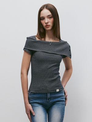 스트라이프 오프숄더 숏슬리브 티셔츠 (네이비)