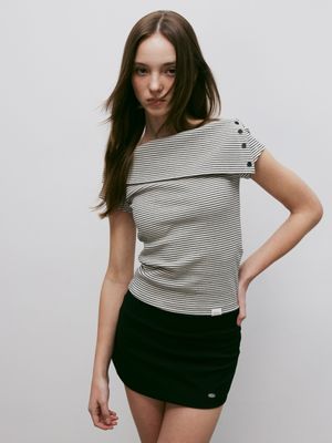 스트라이프 오프숄더 숏슬리브 티셔츠 (아이보리)