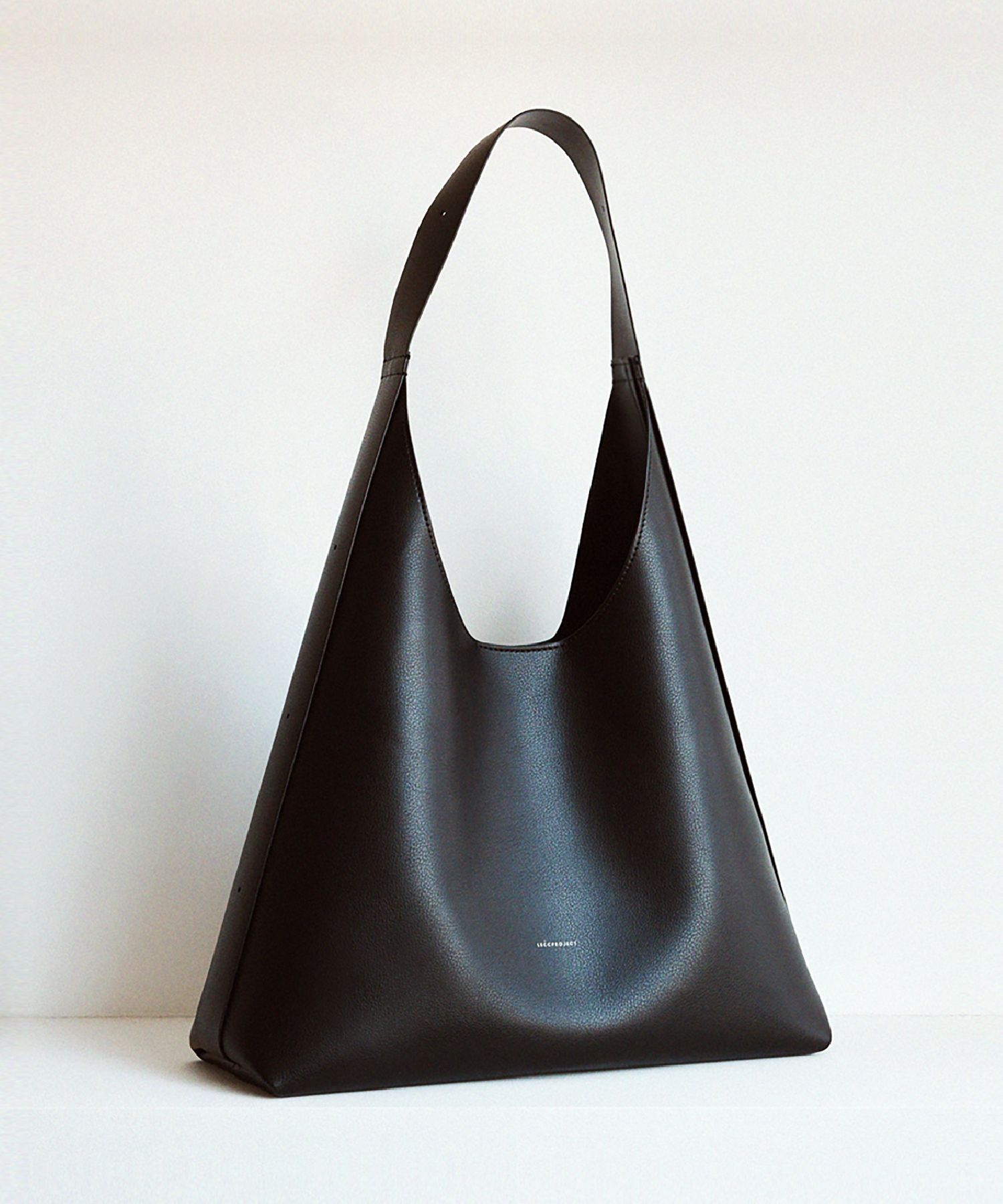 [LECC PROJECT]◆韓国大人気◆LOG HOBO BAG◆追跡可◆ J0ckm75tore3H5sDrBFVPv0Y86A.jpg