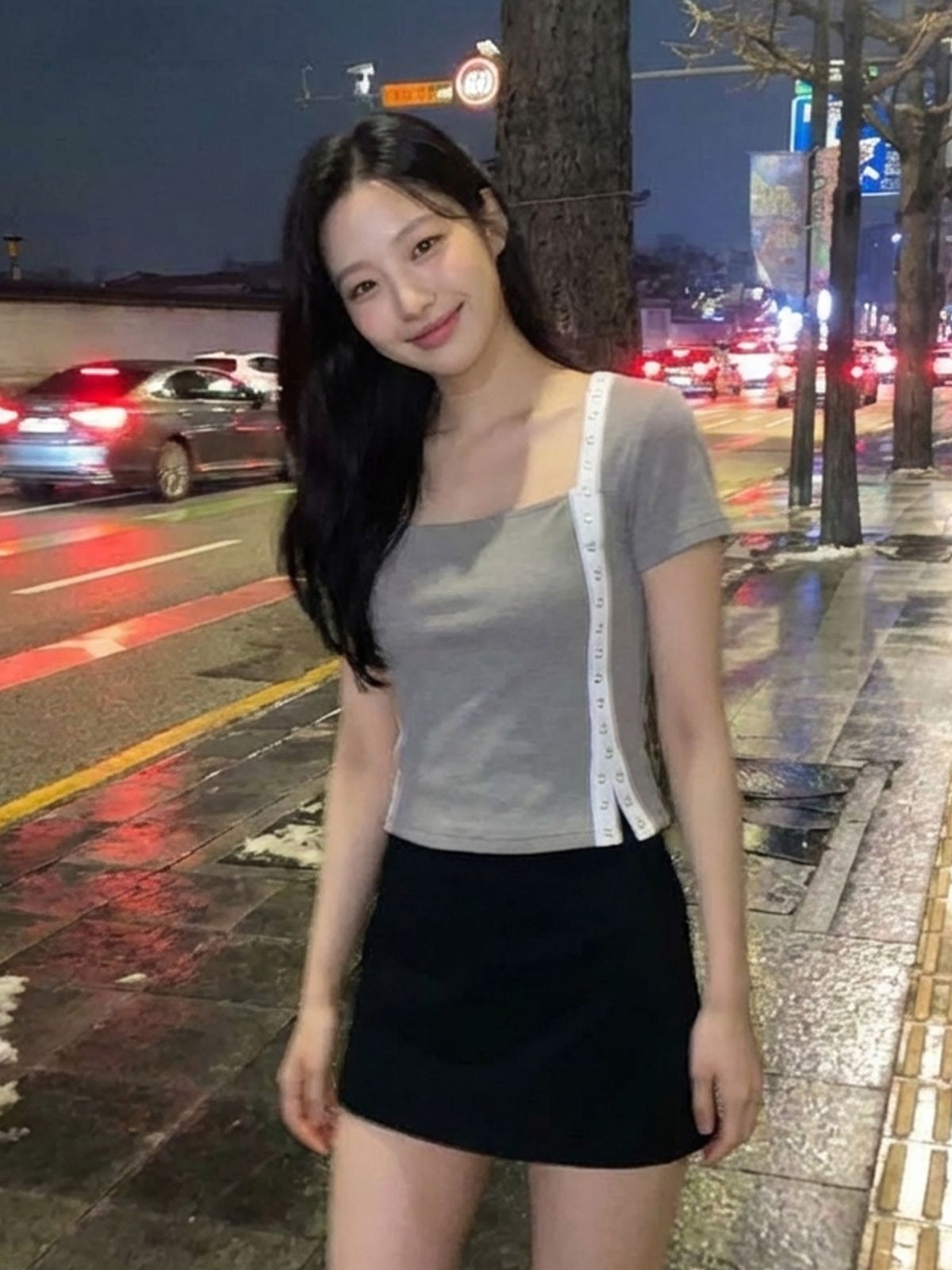 칙스(CHICKS) 네크라인 스냅 반팔티 연그레이