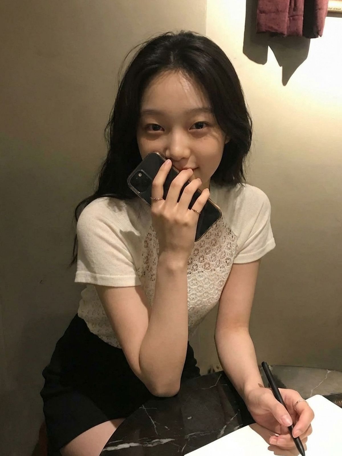 칙스(CHICKS) 레이스 배색 반팔티 화이트