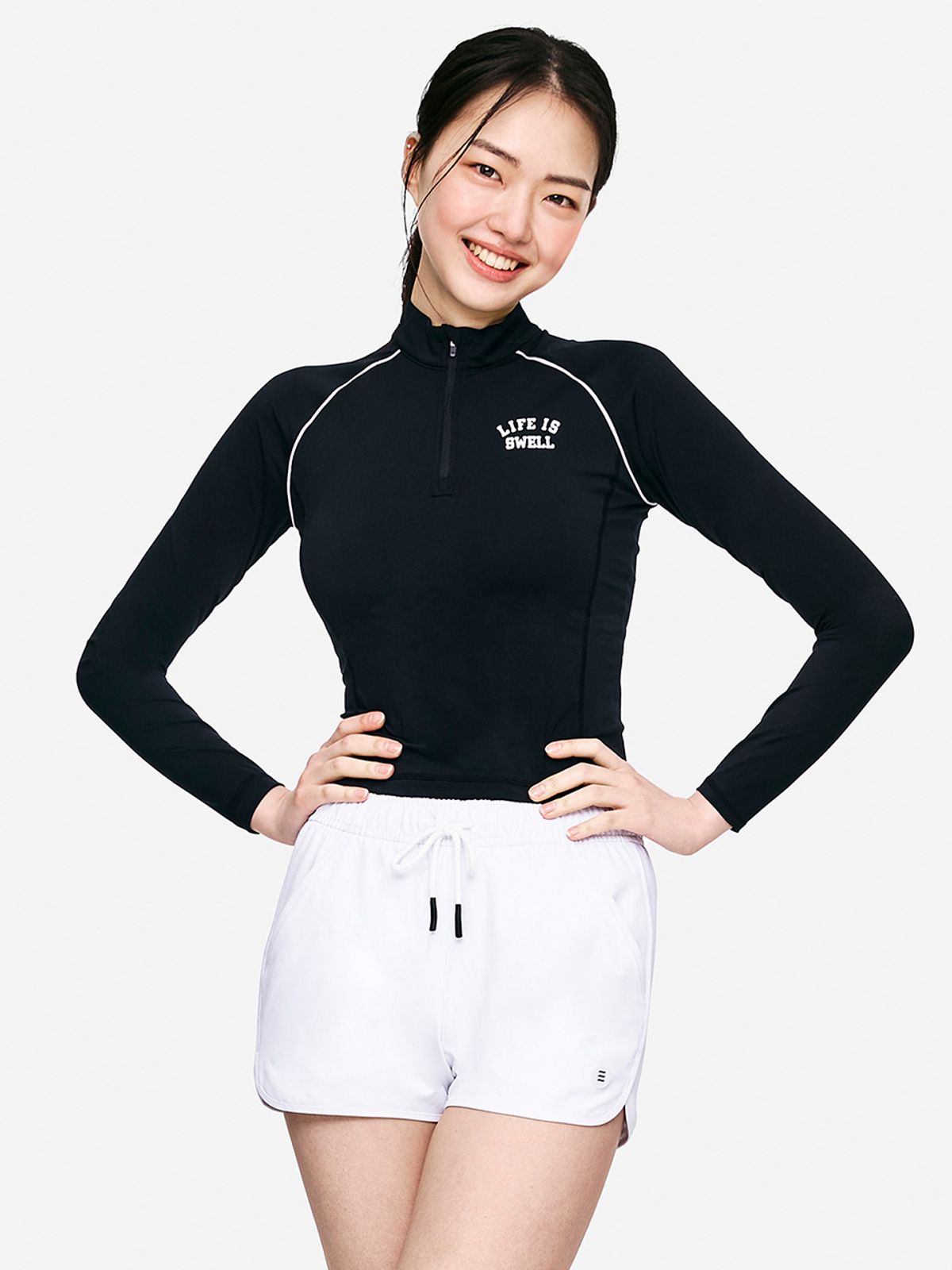 배럴(BARREL) 우먼 로고 하프 집업 크롭 래쉬가드 블랙 (B5SWWCR041BLK)