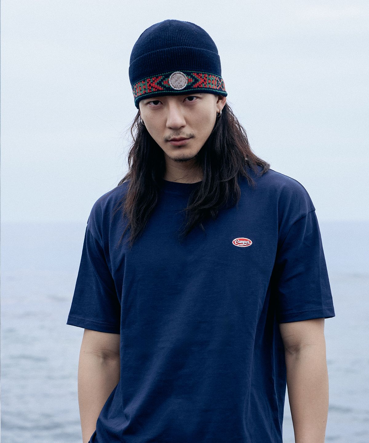 페이크캠퍼(FAKE CAMPER) 크랙 써클 스몰 심볼 티셔츠 [NAVY]