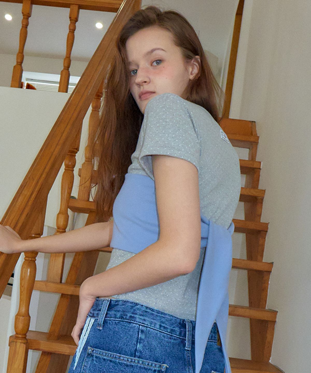 론론(RONRON) KNOT BUSTIER 2 WAY SHORT SLEEVE T SHIRT BLUE GREY DOT