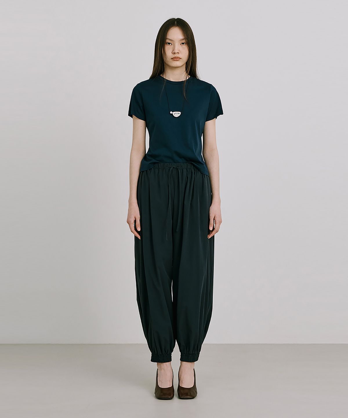 분더캄머(WNDERKAMMER) Shirred Moon Jar Pants_Navy(주름달항아리 팬츠_네이비)