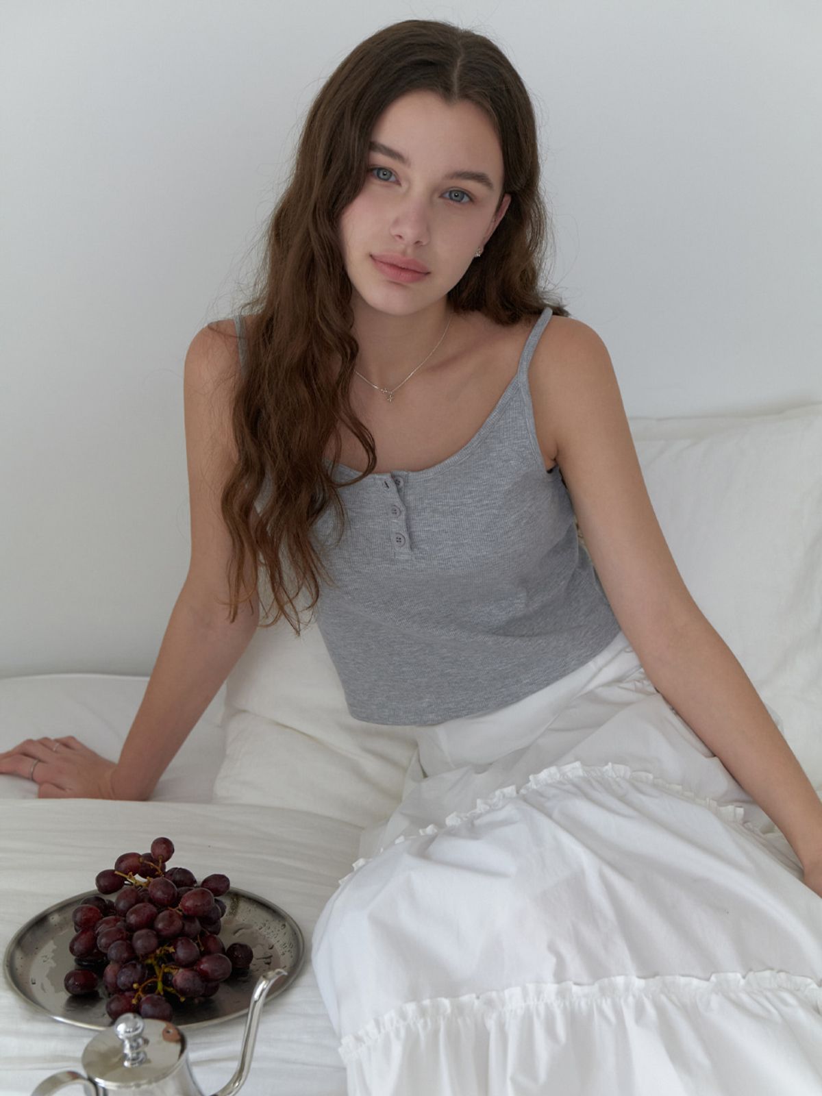 리엘(RE L) Soda button sleeveless (melange gray)