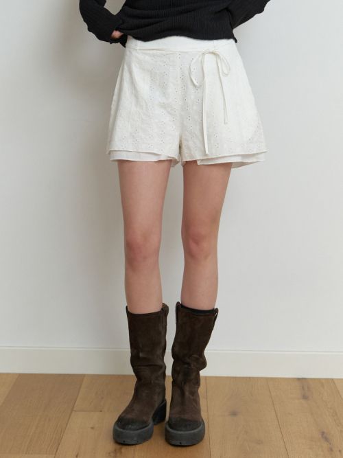 [7th] Bon lace shorts (ivory)