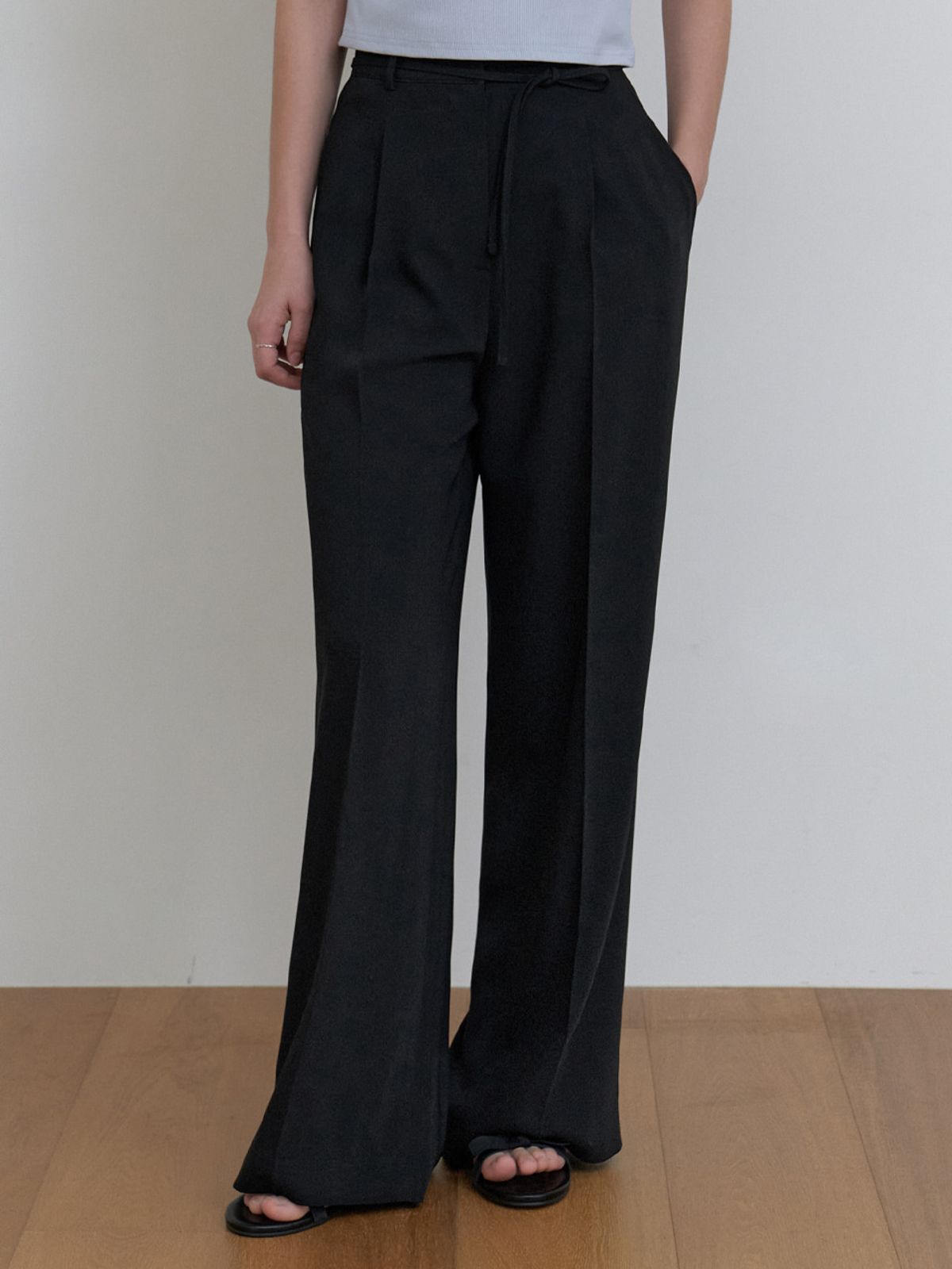 리엘(RE L) Watt belt slacks (black)