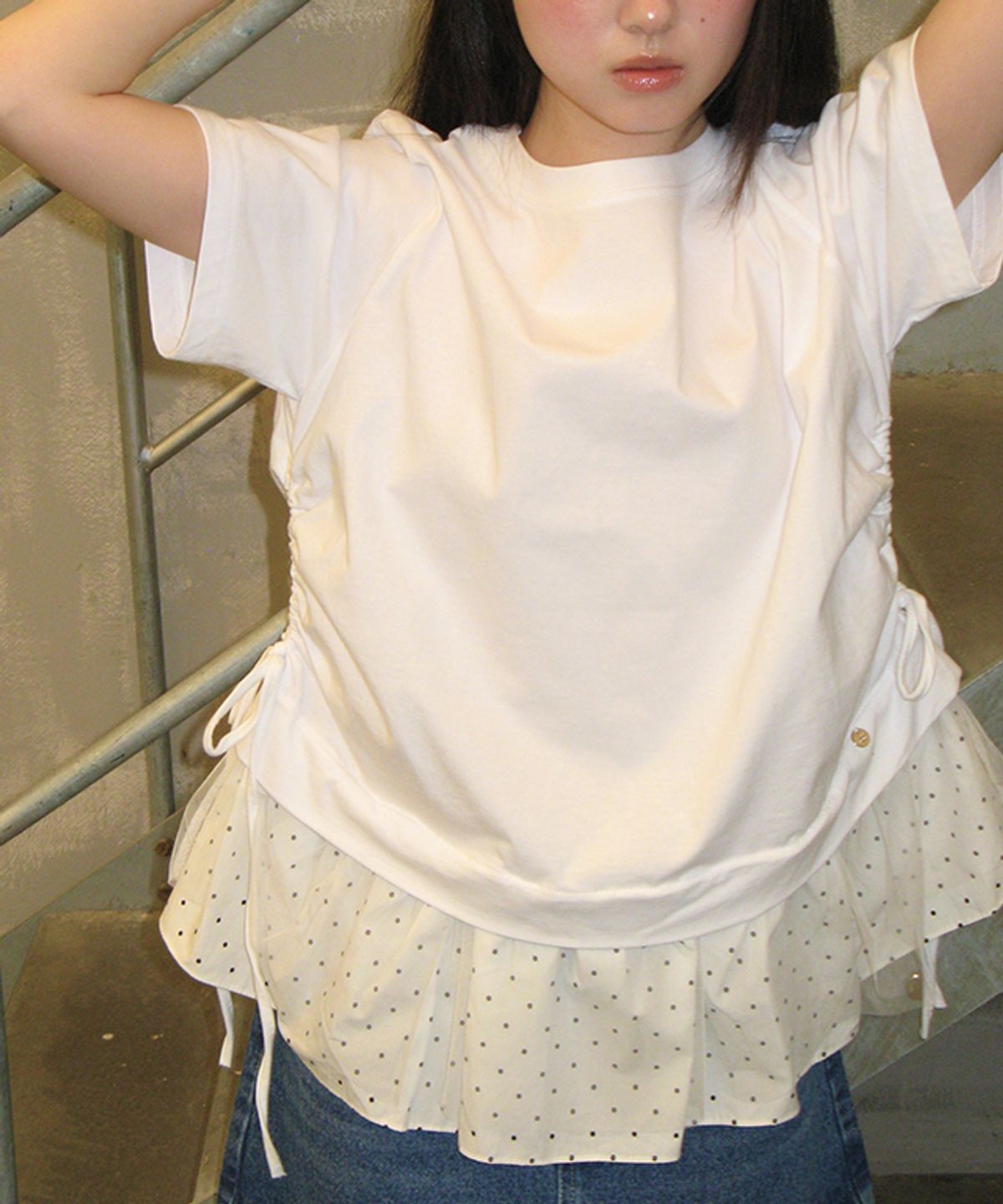 론론(RONRON) DOT MESH SHIRRING LAYERED LONG T SHIRT WHITE
