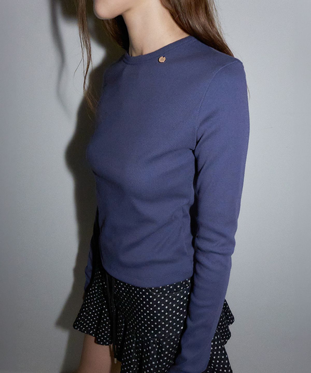 론론(RONRON) MINI POINT LABEL SLIM FIT LONG SLEEVE NAVY