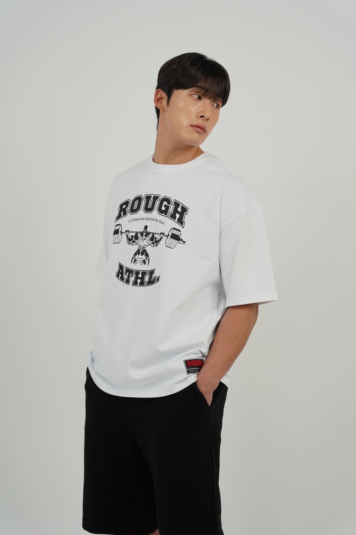 러프 애슬레틱(ROUGH ATHLETIC) [헤비코튼] 스쿼트맨 로고 티셔츠 -White