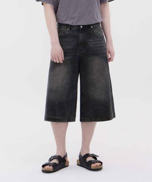 버닝 워싱 버뮤다 스트릿 오버핏 7부 데님 팬츠 유니섹스 (흑청)