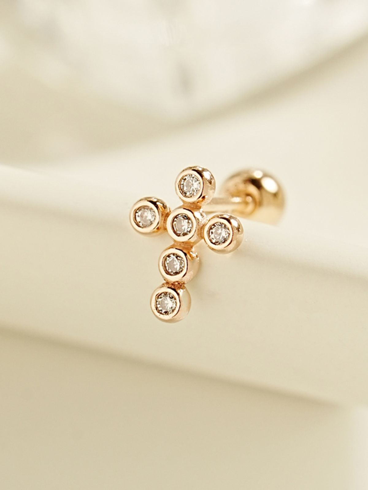 미니멀피어싱(MINIMALPIERCING) 14K 도트 십자가 피어싱 귀걸이