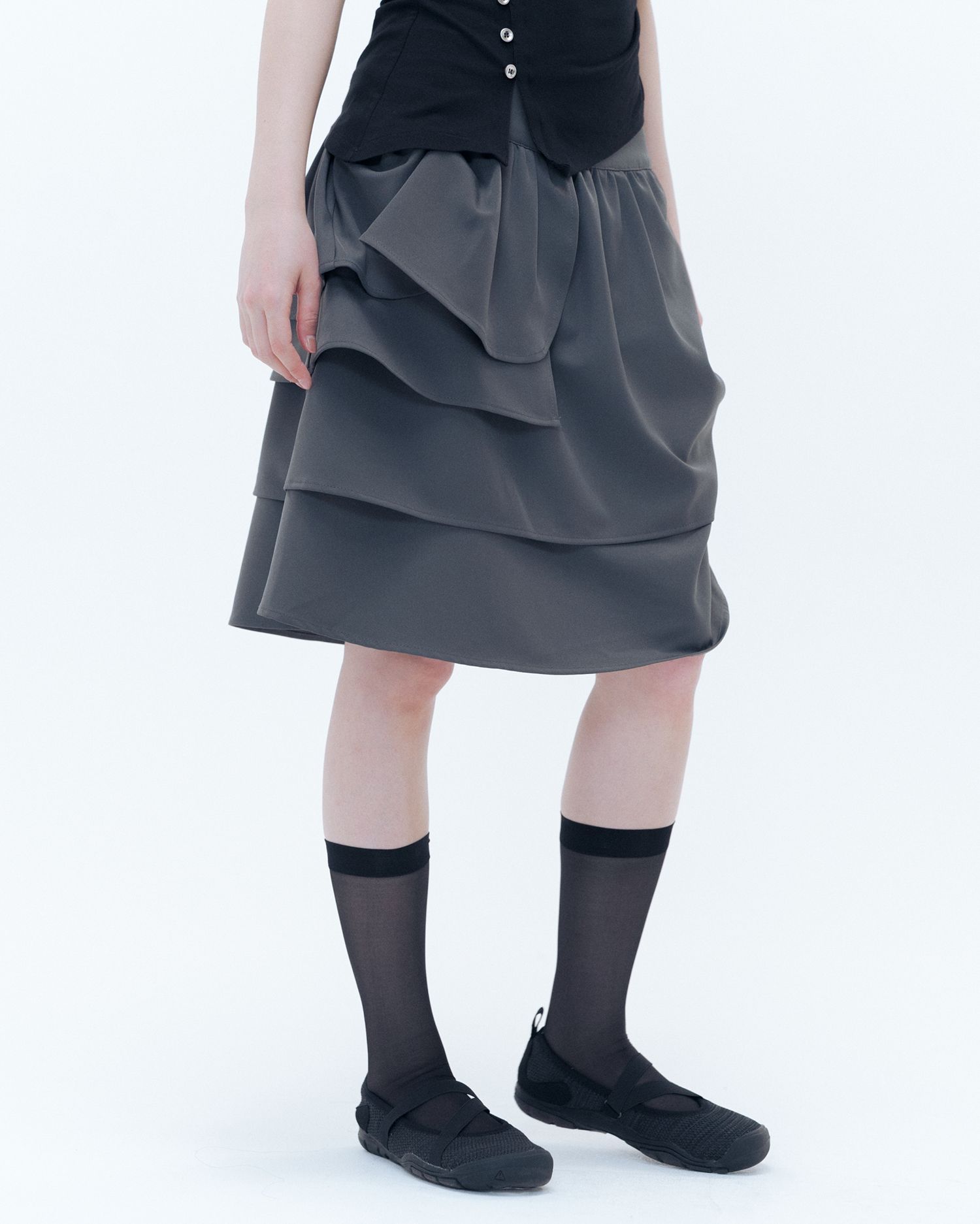 ★ MISEKI SEOUL★ Unbalanced layered skirt CHARCOAL MSK2403 MUSINSA | MISEKI SEOUL Unbalanced layers midi skirt CHARCOAL