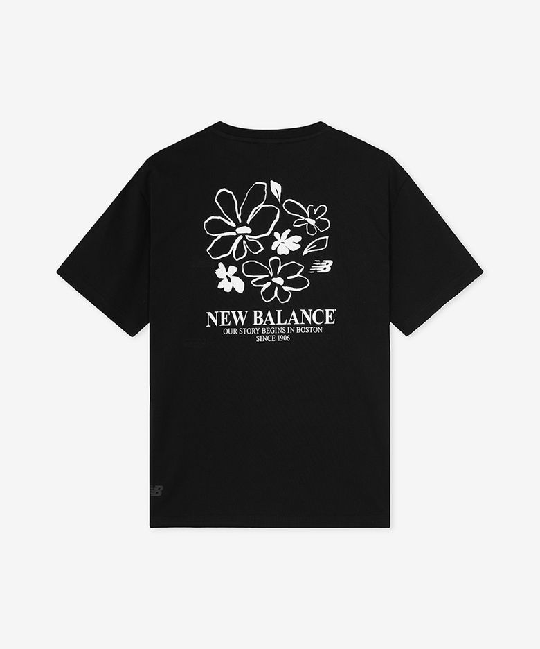NBNEGCO204 / UNI 플라워 일러스트 반팔티 (BLACK)