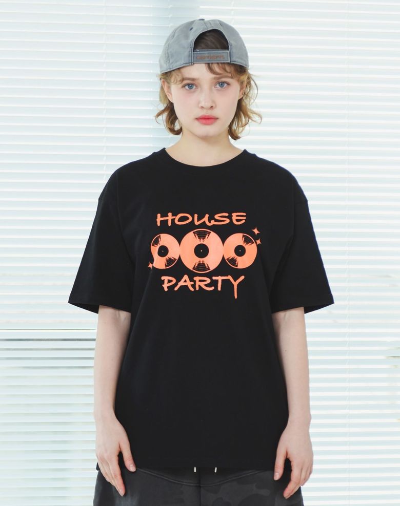HOUSE PARTY T-SHIRT [BLACK]