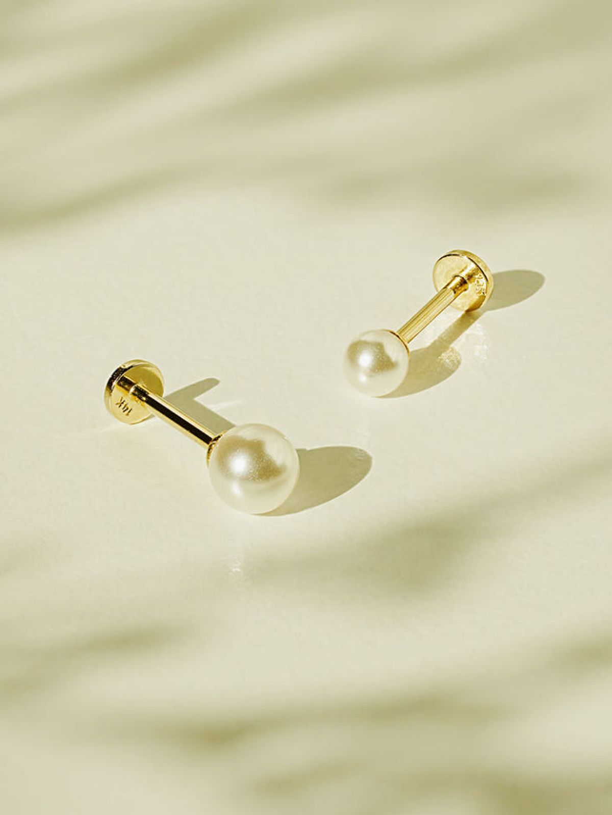 미니멀피어싱(MINIMALPIERCING) 14K 인터널 베이직 진주 라블렛 피어싱 귀걸이
