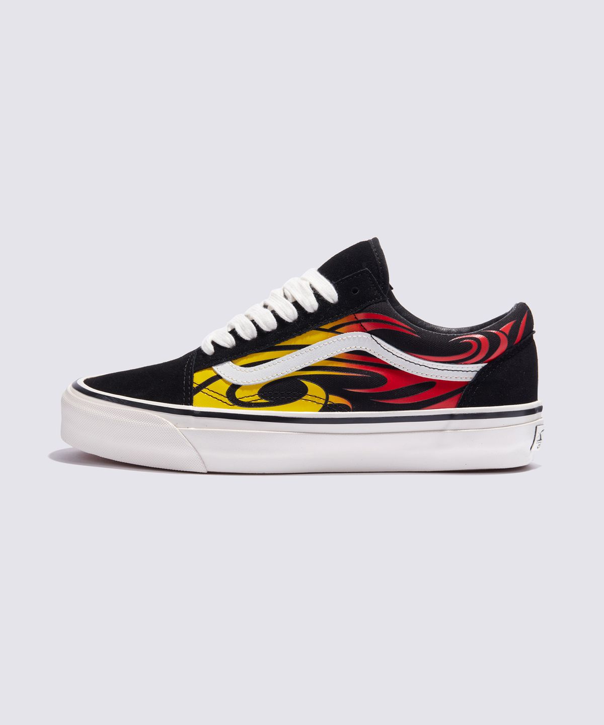 반스(VANS) 프리미엄 올드스쿨 LX - Y2K 블랙:화이트 / VN000D56MCG1