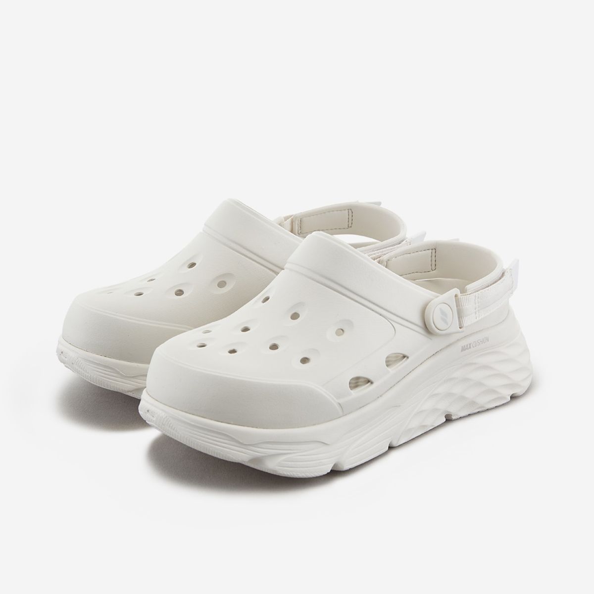 스케쳐스(SKECHERS) 여성 맥스쿠셔닝 포미_SL0WSCFM112