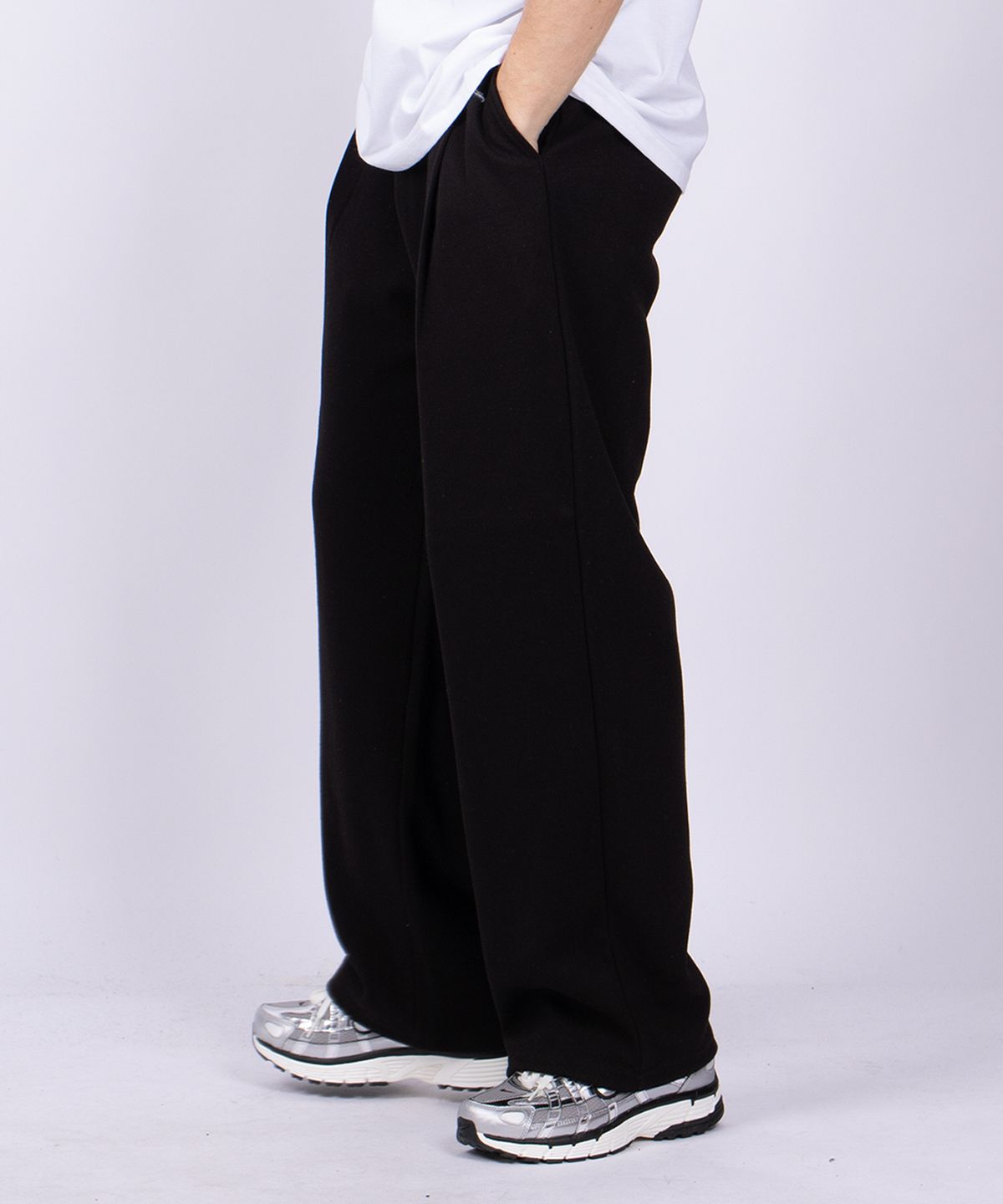 유니온가먼츠(UNION GARMENTS) 원턱 와이드 스웨트 팬츠 블랙