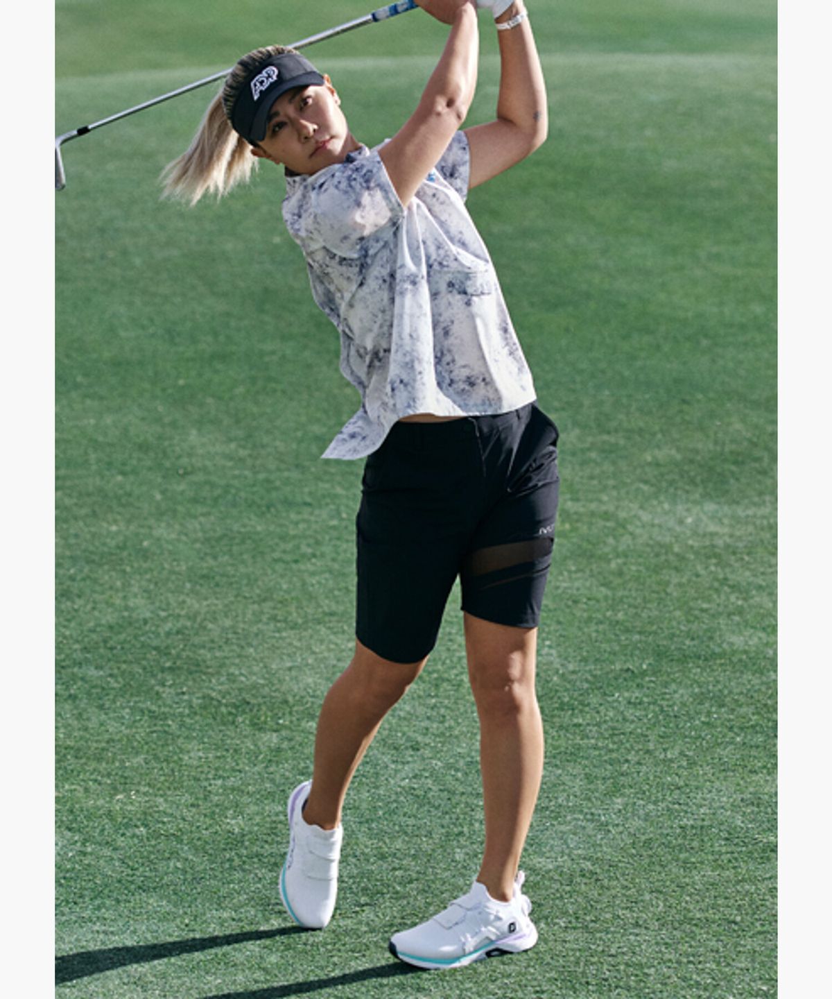 데상트 골프(DESCENTE GOLF) 아크먼트(ACMT) 여성 바이커 팬츠 (DQ22WFSP41)