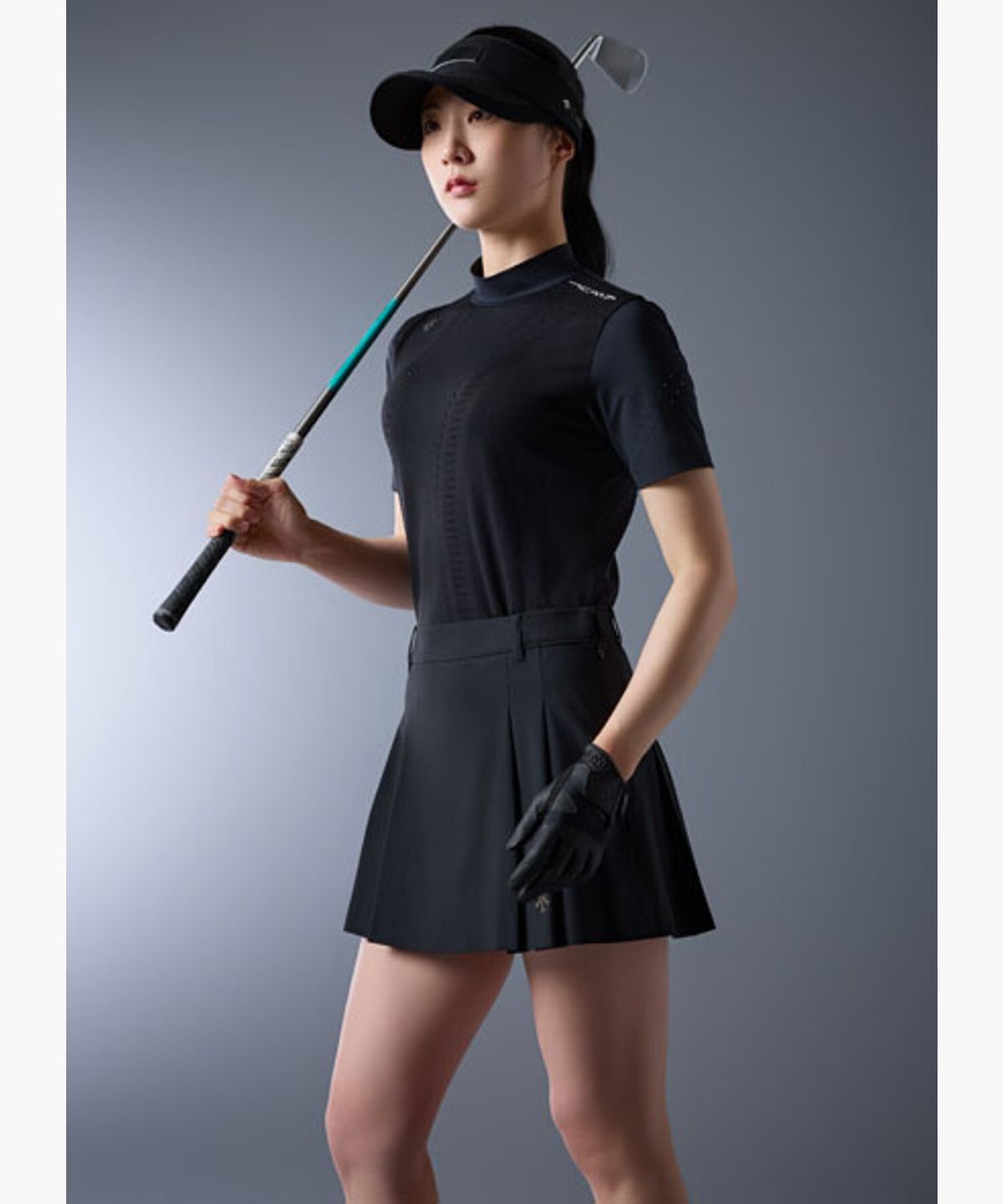 데상트 골프(DESCENTE GOLF) 아크먼트(ACMT) 여성 하이넥 심리스 티셔츠 (DQ22WFTS41)
