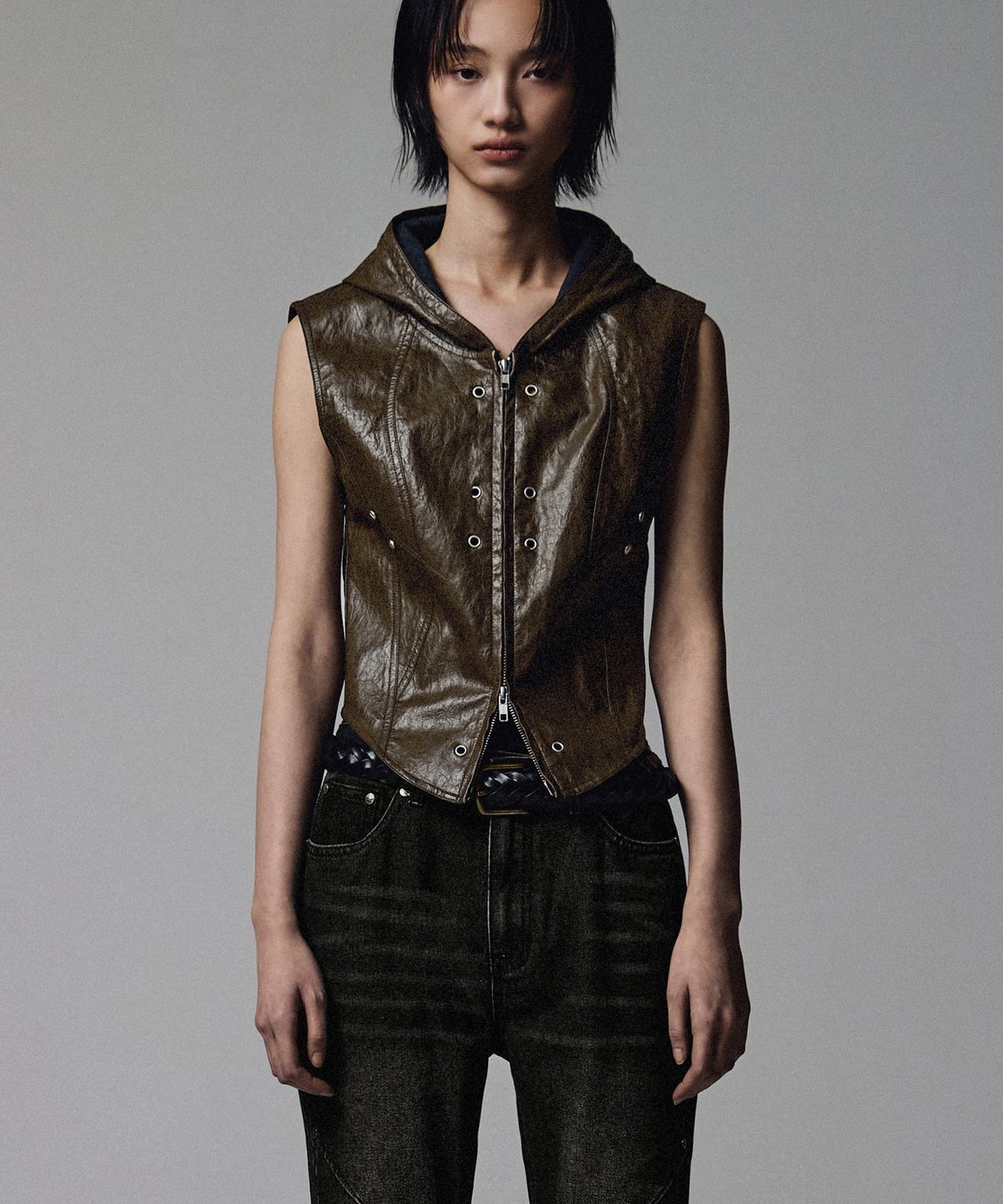 낫포너드(NOT4NERD) W Eyelet Leather Hood Vest - Brown