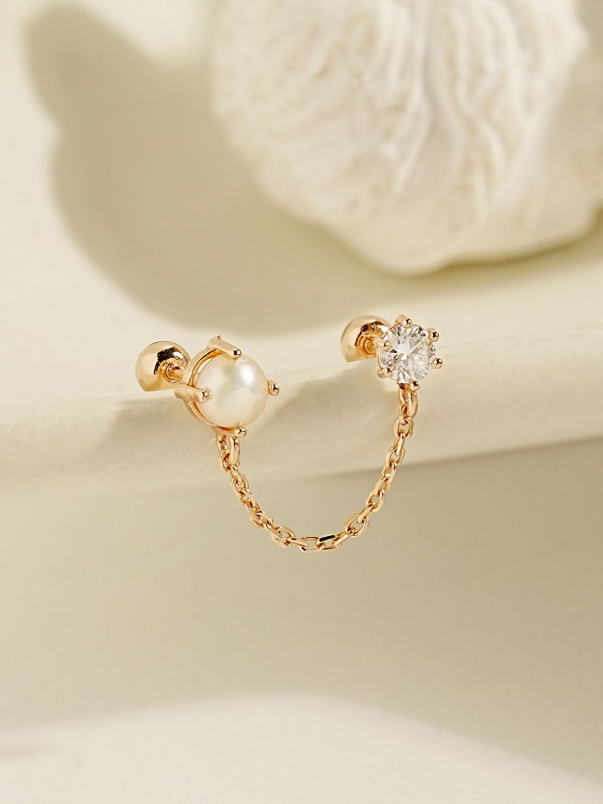 미니멀피어싱(MINIMALPIERCING) 14K 모이사나이트 다이아 진주 레이어드 피어싱 귀걸이