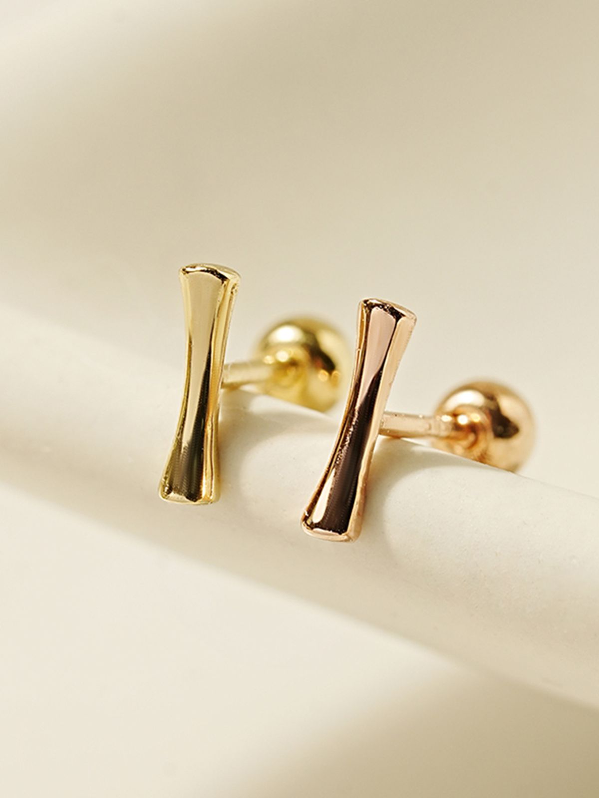 미니멀피어싱(MINIMALPIERCING) 14K 심플 볼륨 스틱 피어싱 귀걸이