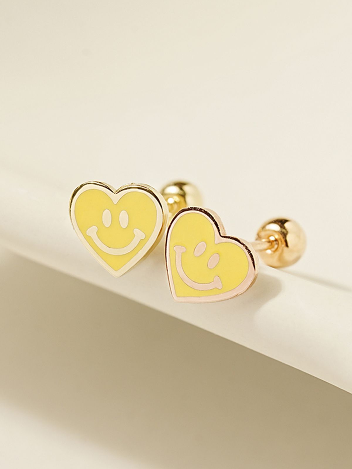 미니멀피어싱(MINIMALPIERCING) 14K 에나멜 하트 스마일 피어싱 귀걸이