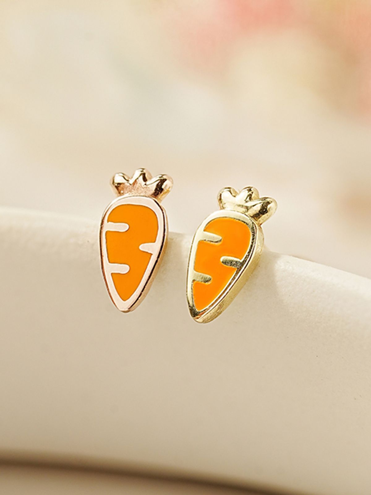 미니멀피어싱(MINIMALPIERCING) 14K 에나멜 미니 캐럿 피어싱 귀걸이