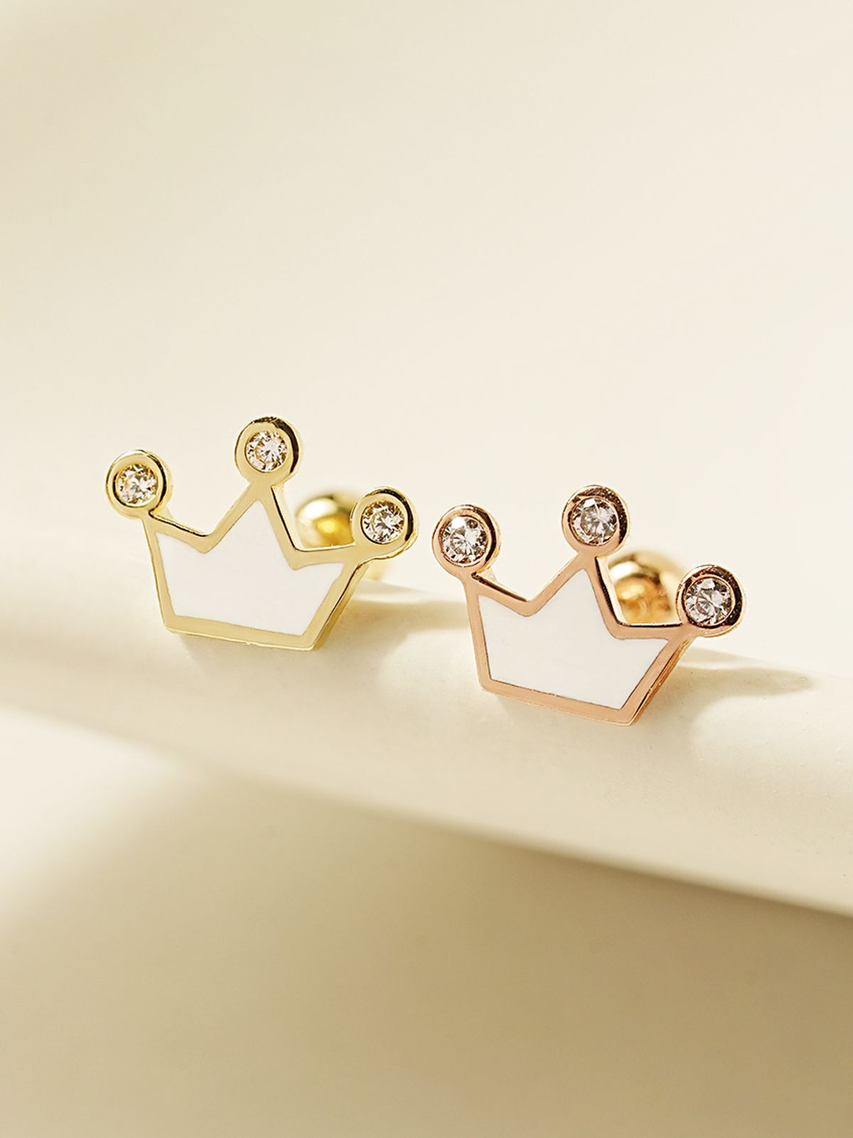미니멀피어싱(MINIMALPIERCING) 14K 큐빅 포인트 크라운 피어싱 귀걸이