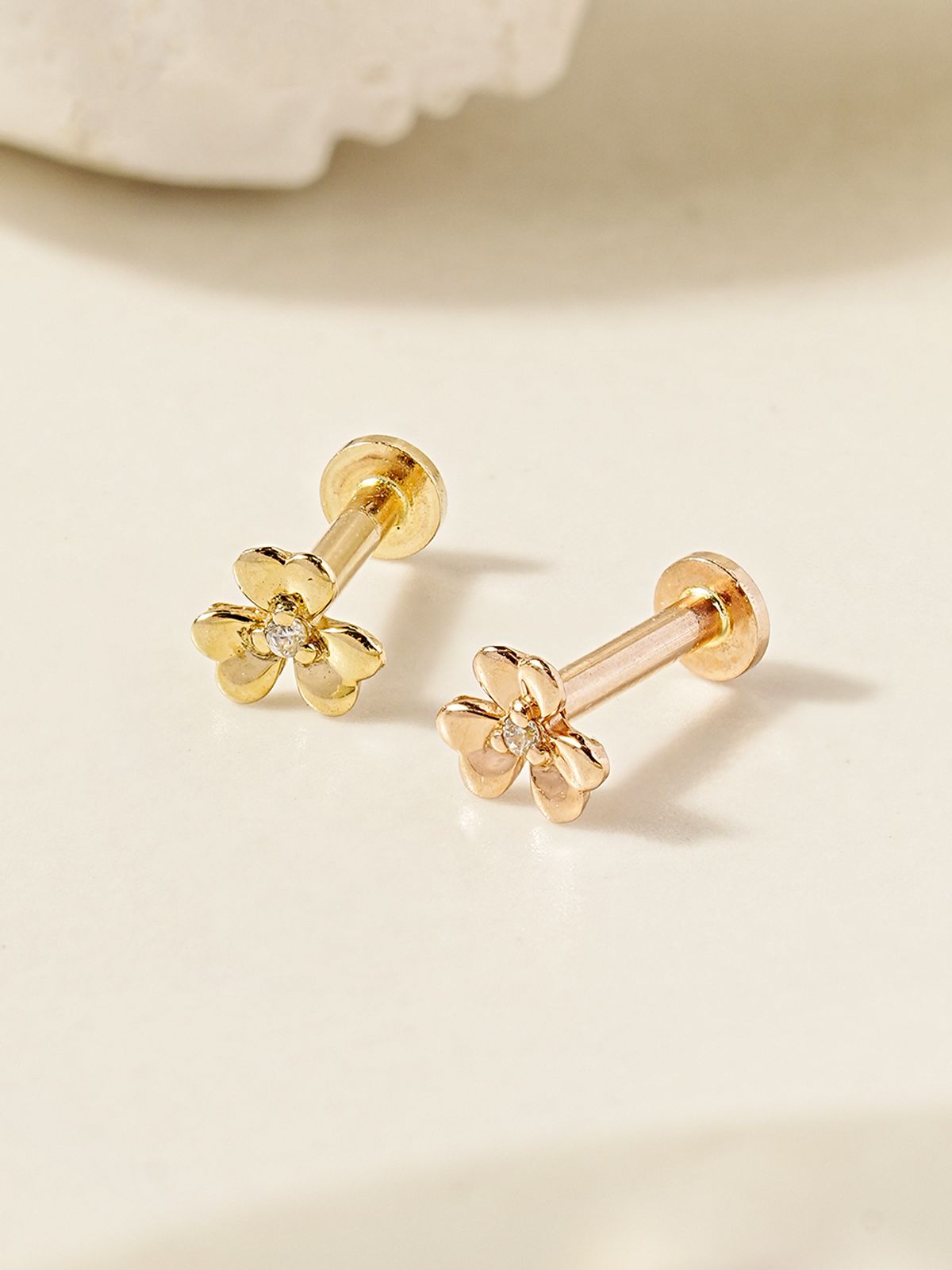 미니멀피어싱(MINIMALPIERCING) 14K 인터널 미니 세잎클로버 라블렛 피어싱