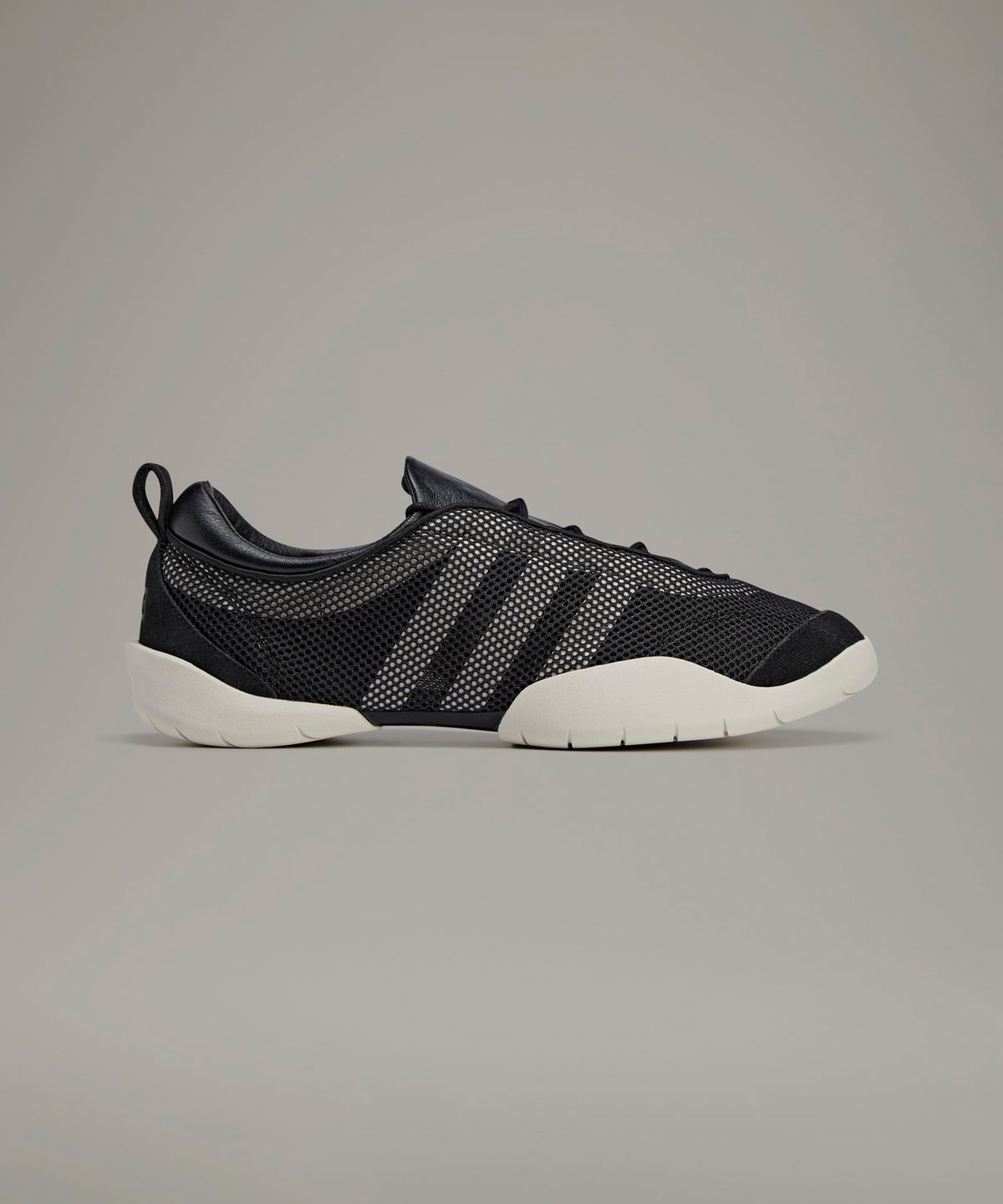 와이쓰리(Y-3) Y-3 REGU - 블랙 / JH8063